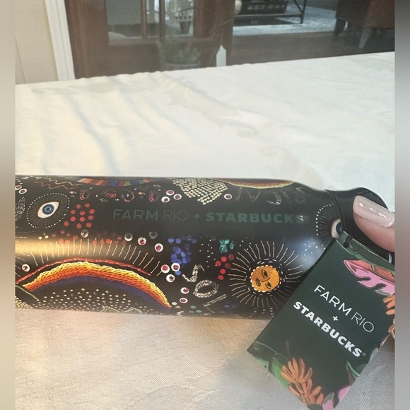 Starbucks+Farm Rio Collaboration Limited Edition Tumbler Insulated 8 Hr Cool NWT - Picture 3 of 10